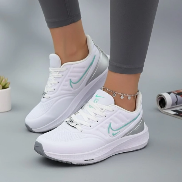 کفش اسپرت باشگاهی دو نایک پاکلاس